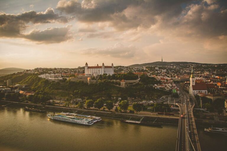 Ako zažiť maximum počas turistiky na Slovensku: krátky návod pre všetkých turistov